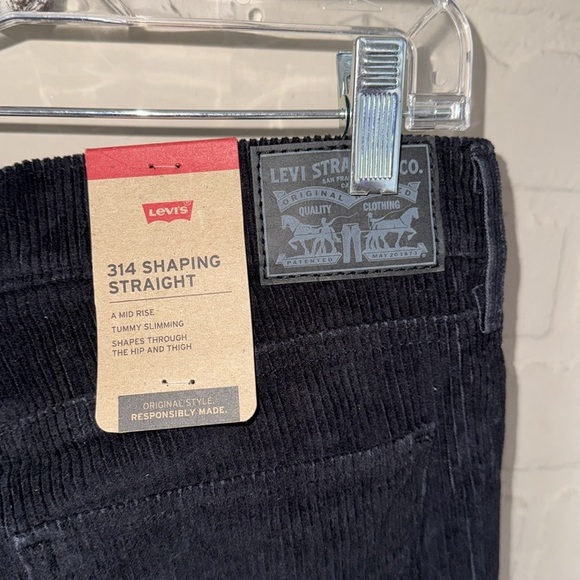 Levi’s corduroy black 314 shaping straight new mid rise tummy slimming 31 x 30 - Picture 3 of 3